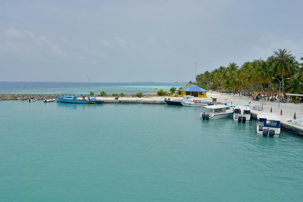Отель Lily Rest Maldives Маафуши Экстерьер фото